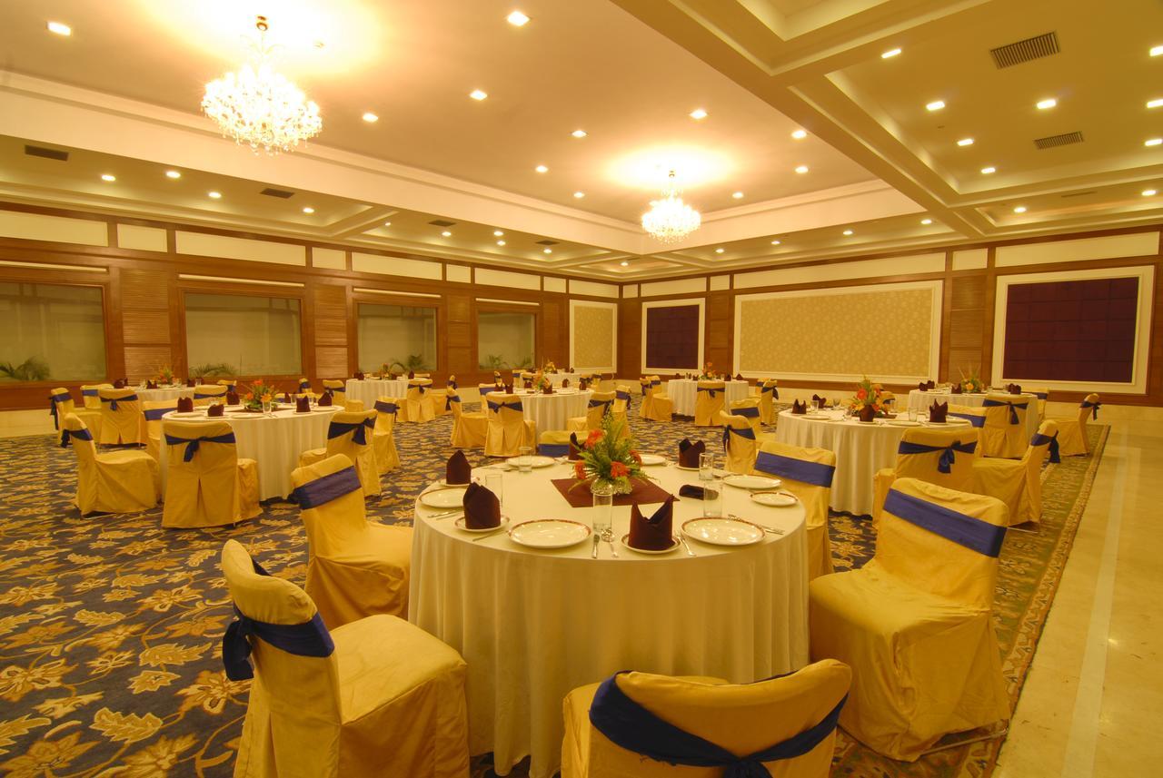 Chanakya Bnr Hotel Ранчи Экстерьер фото